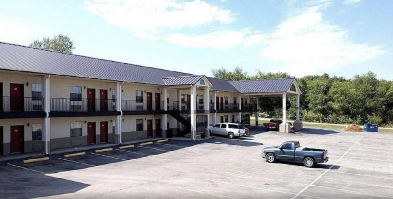 Hiway Inn Express - Kiowa Exterior foto