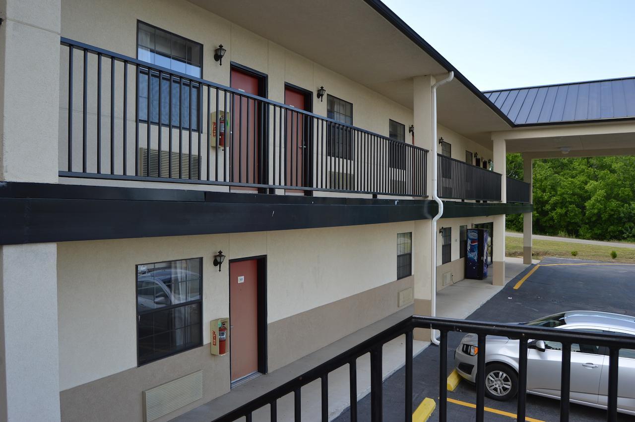 Hiway Inn Express - Kiowa Exterior foto